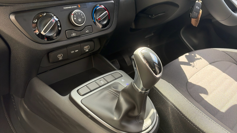 Hyundai i10 1.0 [63] Advance 5dr Auto [Nav] Petrol Hatchback